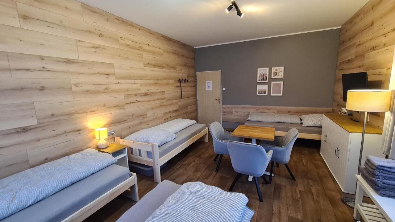 Penzion Pod Zámkem Vizovice Exterior foto